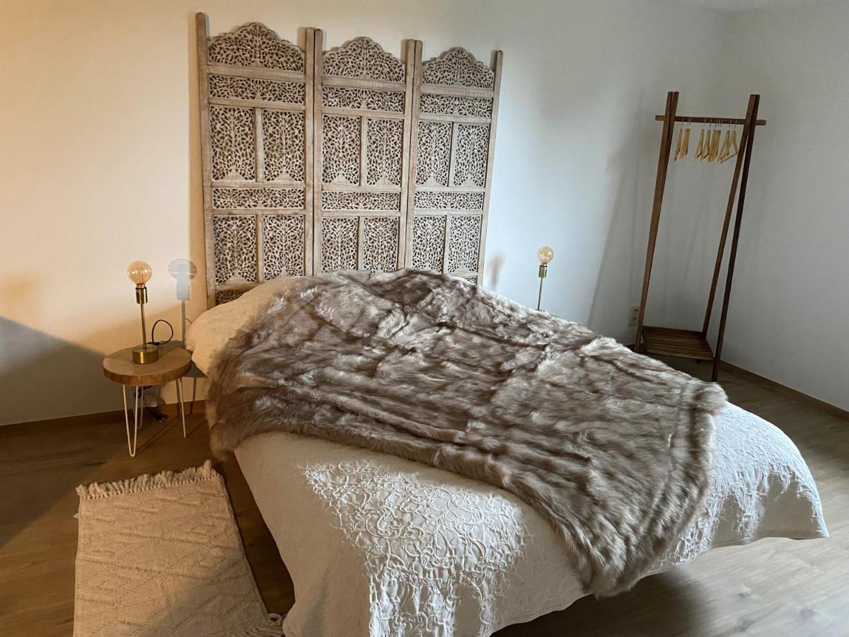 Le Logis Des Chenes, Superbe Bungalow Dans Quartier Residentiel Proche De Namur Wépion Εξωτερικό φωτογραφία